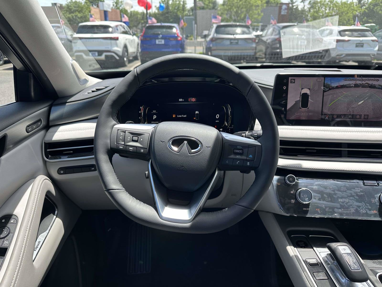 2027 INFINITI QX60 LUXE
