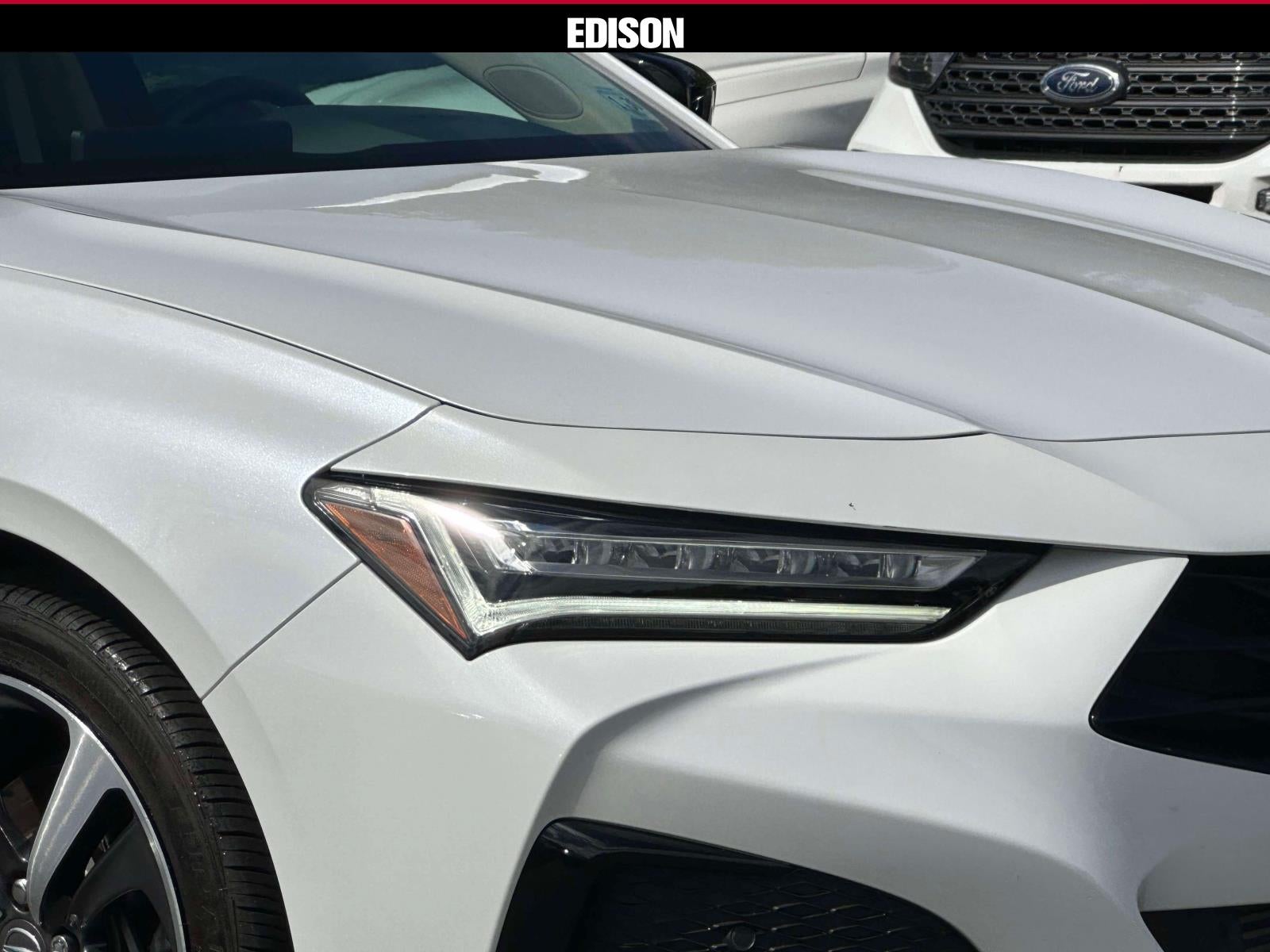 2025 Acura TLX FWD w/Technology Package