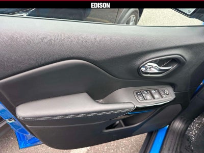 2023 Jeep Cherokee Altitude Lux 4x4