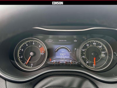 2023 Jeep Cherokee Altitude Lux 4x4