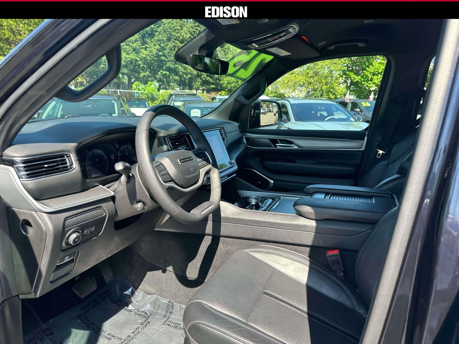 2025 Jeep Wagoneer Series II Carbide 4x4