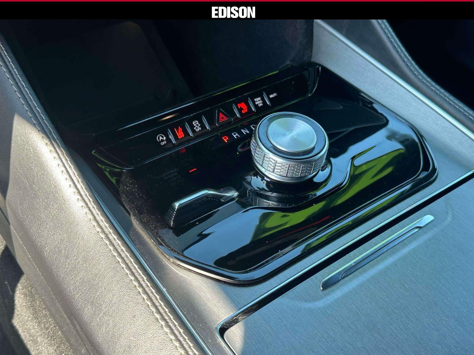 2025 Jeep Wagoneer Series II Carbide 4x4