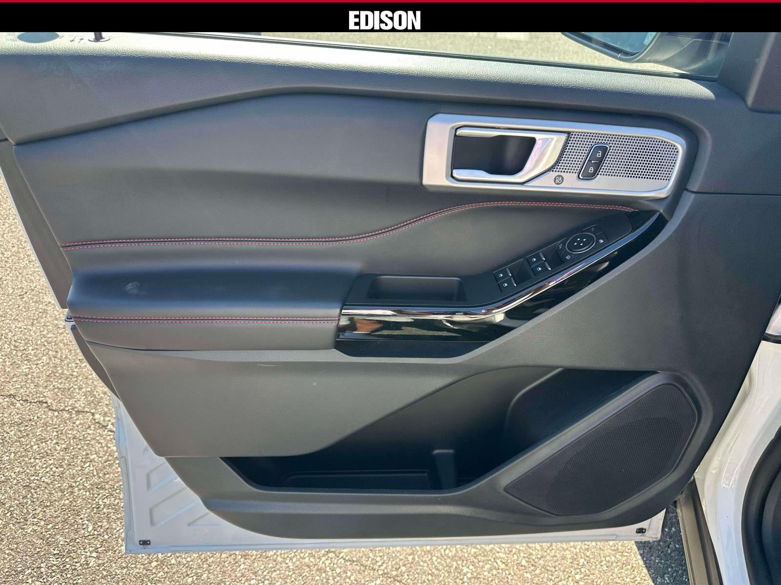 2024 Ford Explorer ST-Line 4WD
