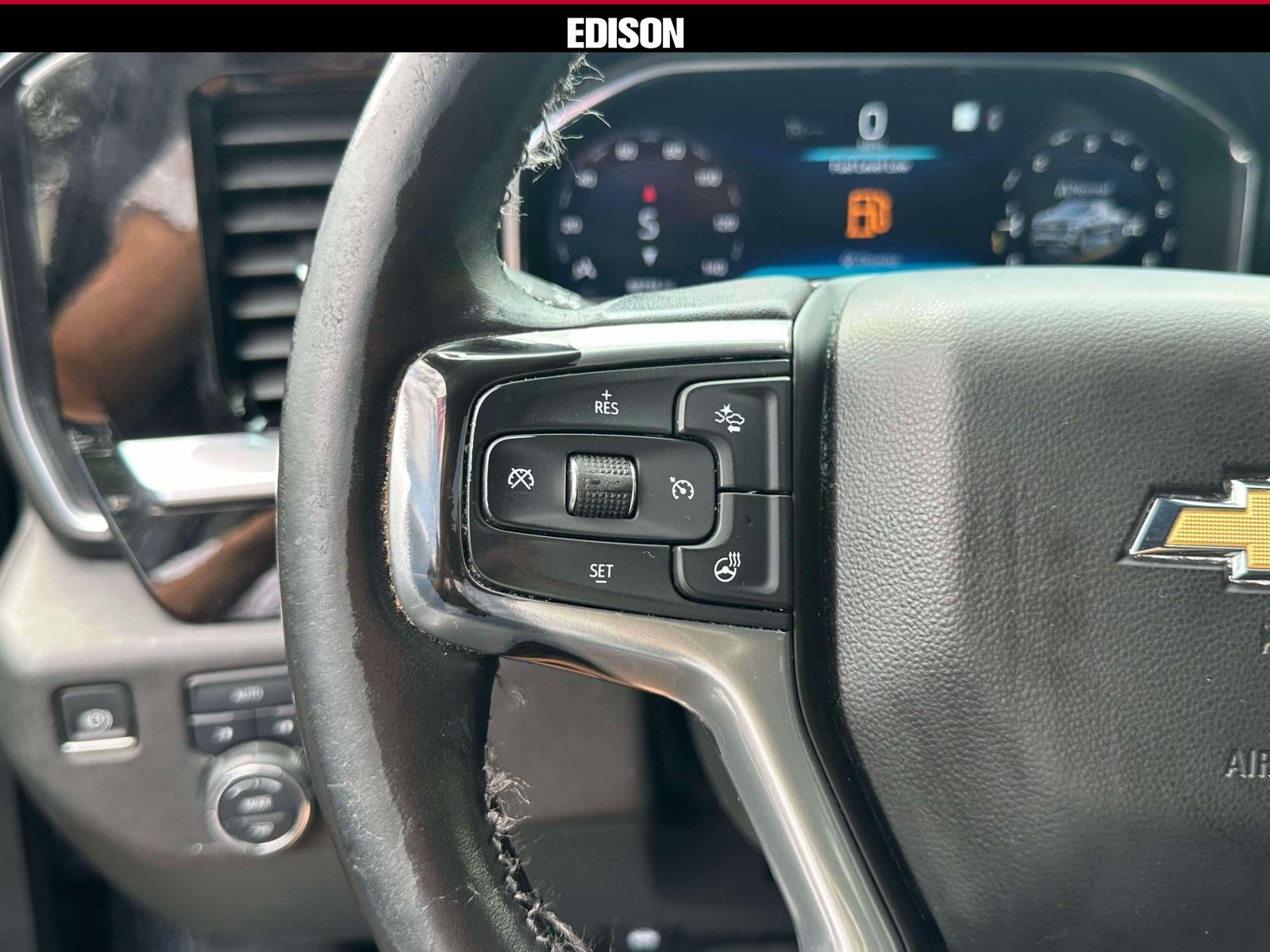 2022 Chevrolet Silverado 1500 4WD Crew Cab 147 LT w/2FL