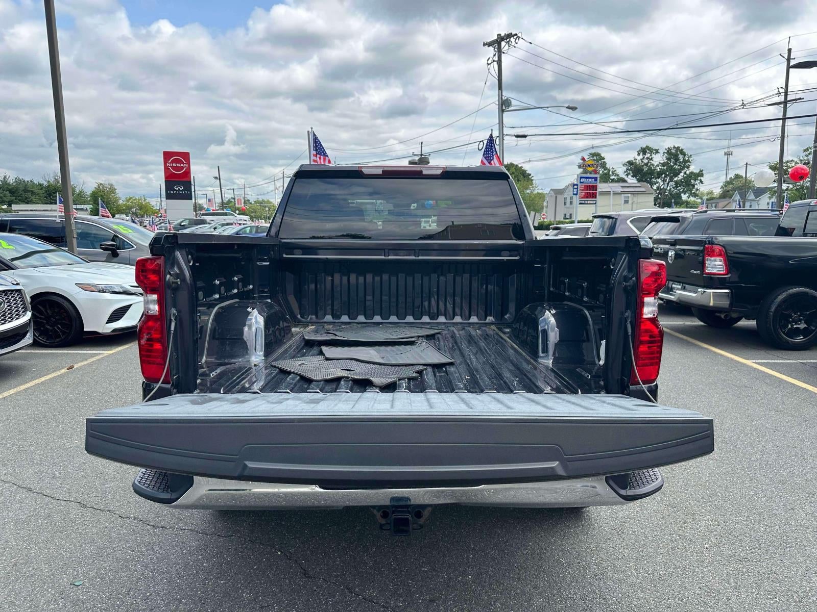 2022 Chevrolet Silverado 1500 4WD Crew Cab 147 LT w/2FL