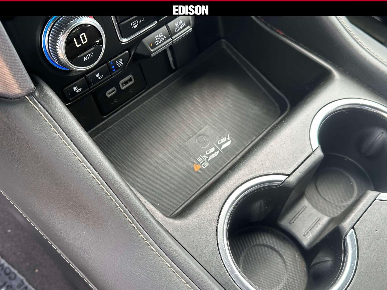 2024 GMC Yukon 4WD 4dr SLT