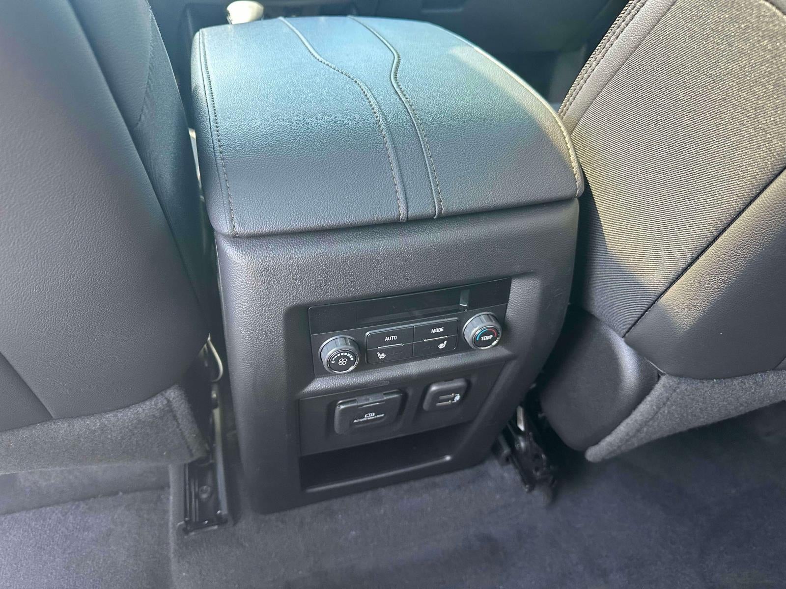 2023 Chevrolet Traverse AWD 4dr High Country