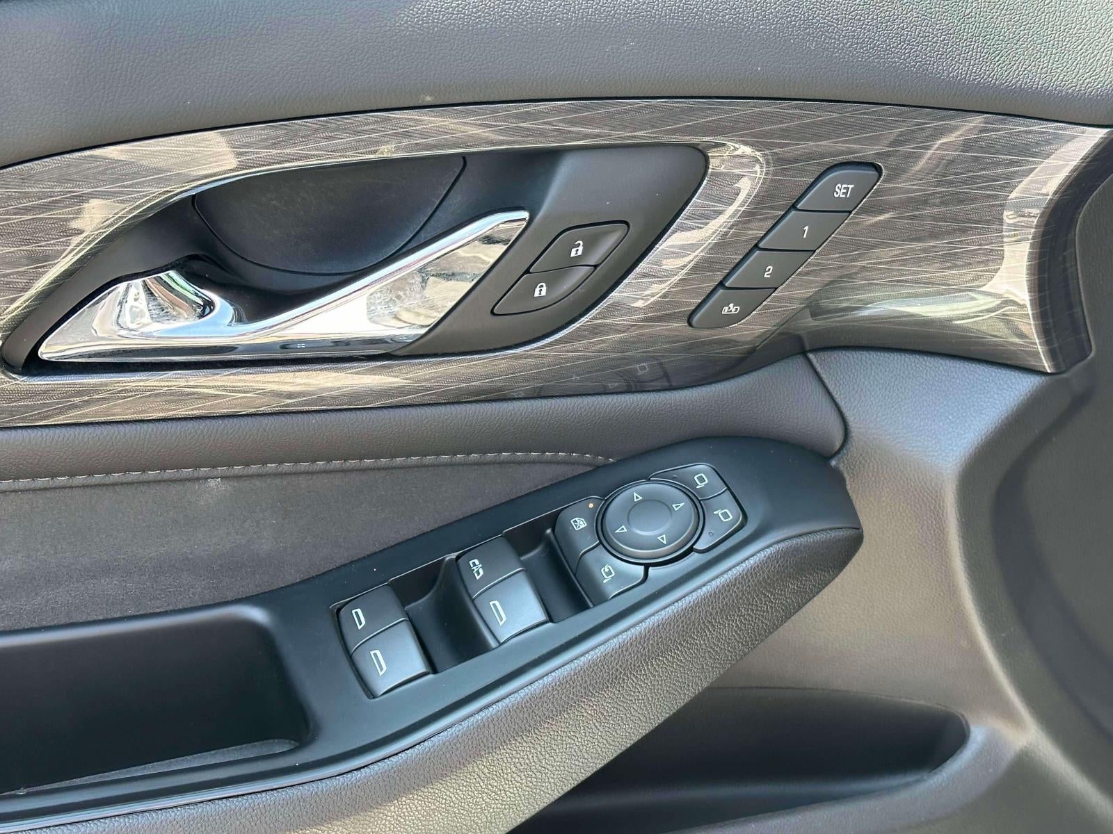 2023 Chevrolet Traverse AWD 4dr High Country