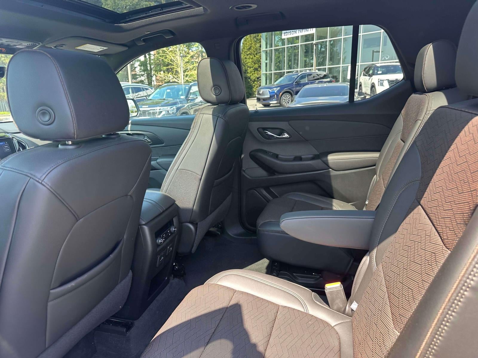 2023 Chevrolet Traverse AWD 4dr High Country