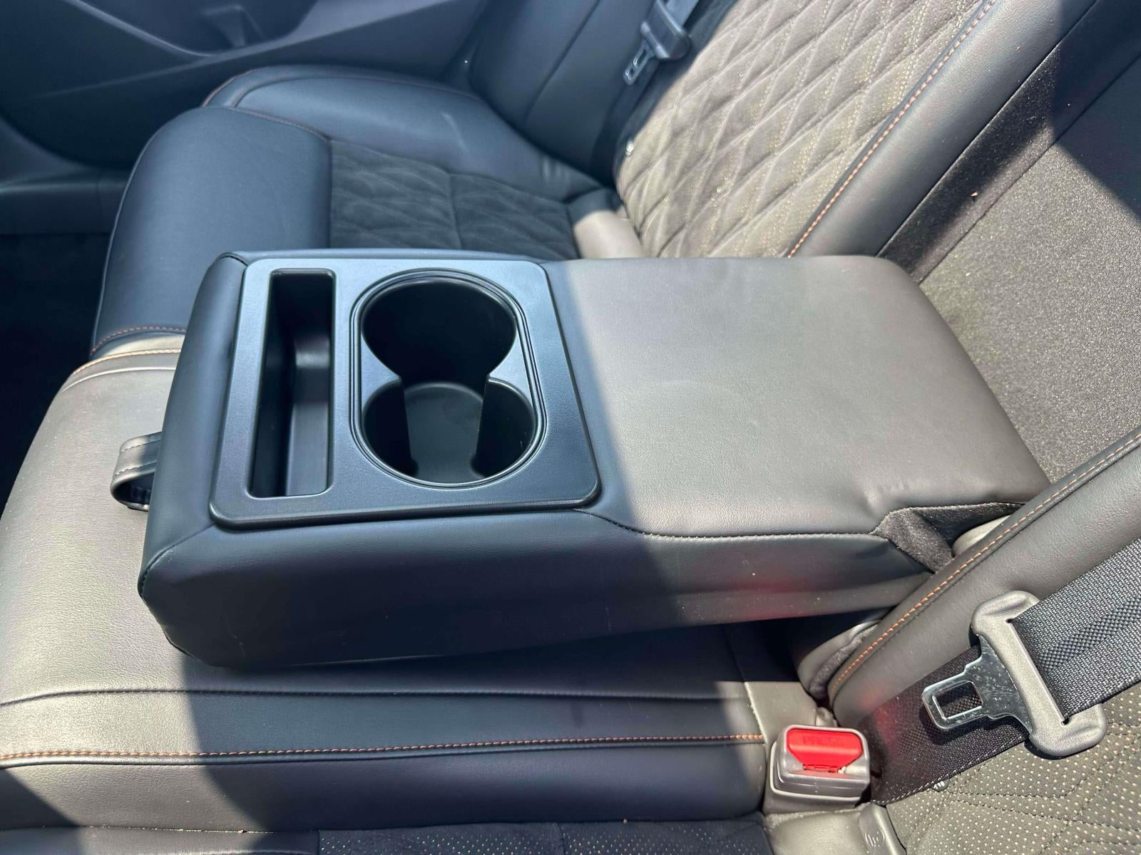 2023 Nissan Maxima SR CVT