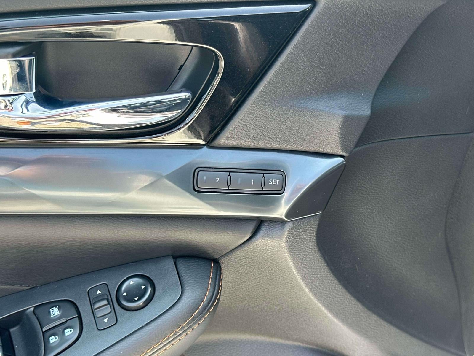 2023 Nissan Maxima SR CVT