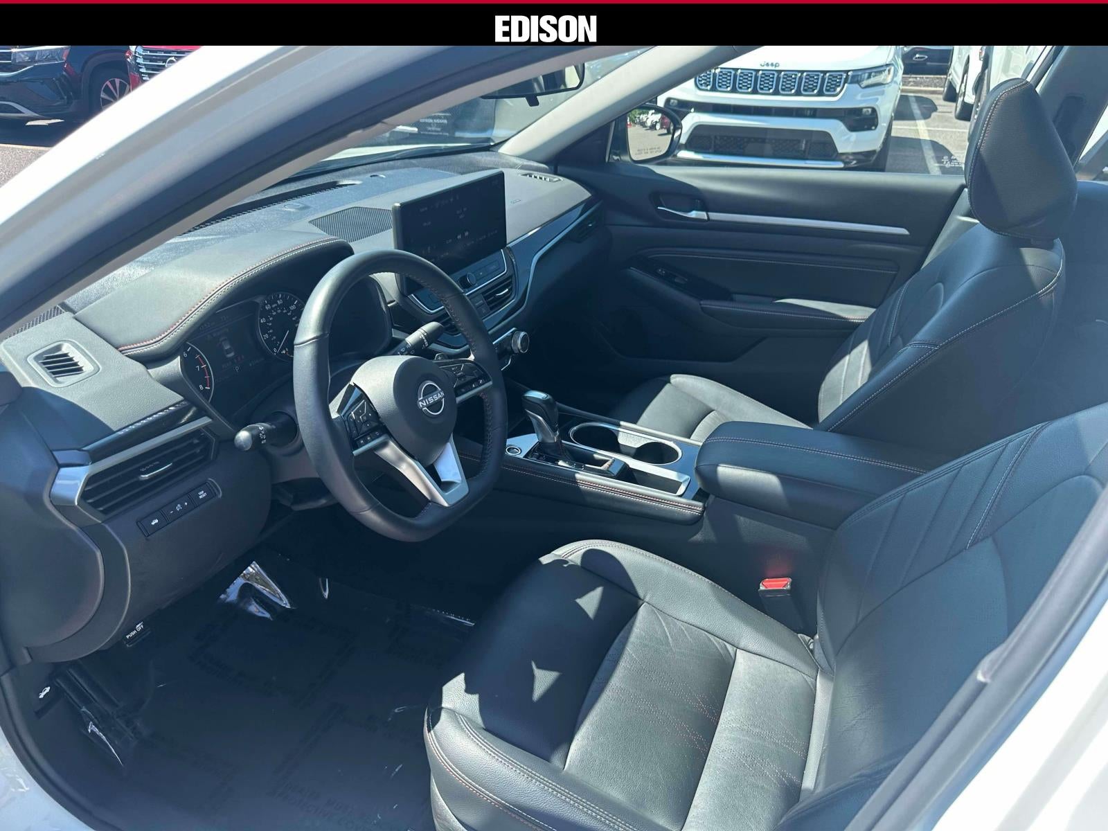 2023 Nissan Altima 2.5 SR Sedan