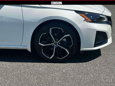 2023 Nissan Altima 2.5 SR Sedan