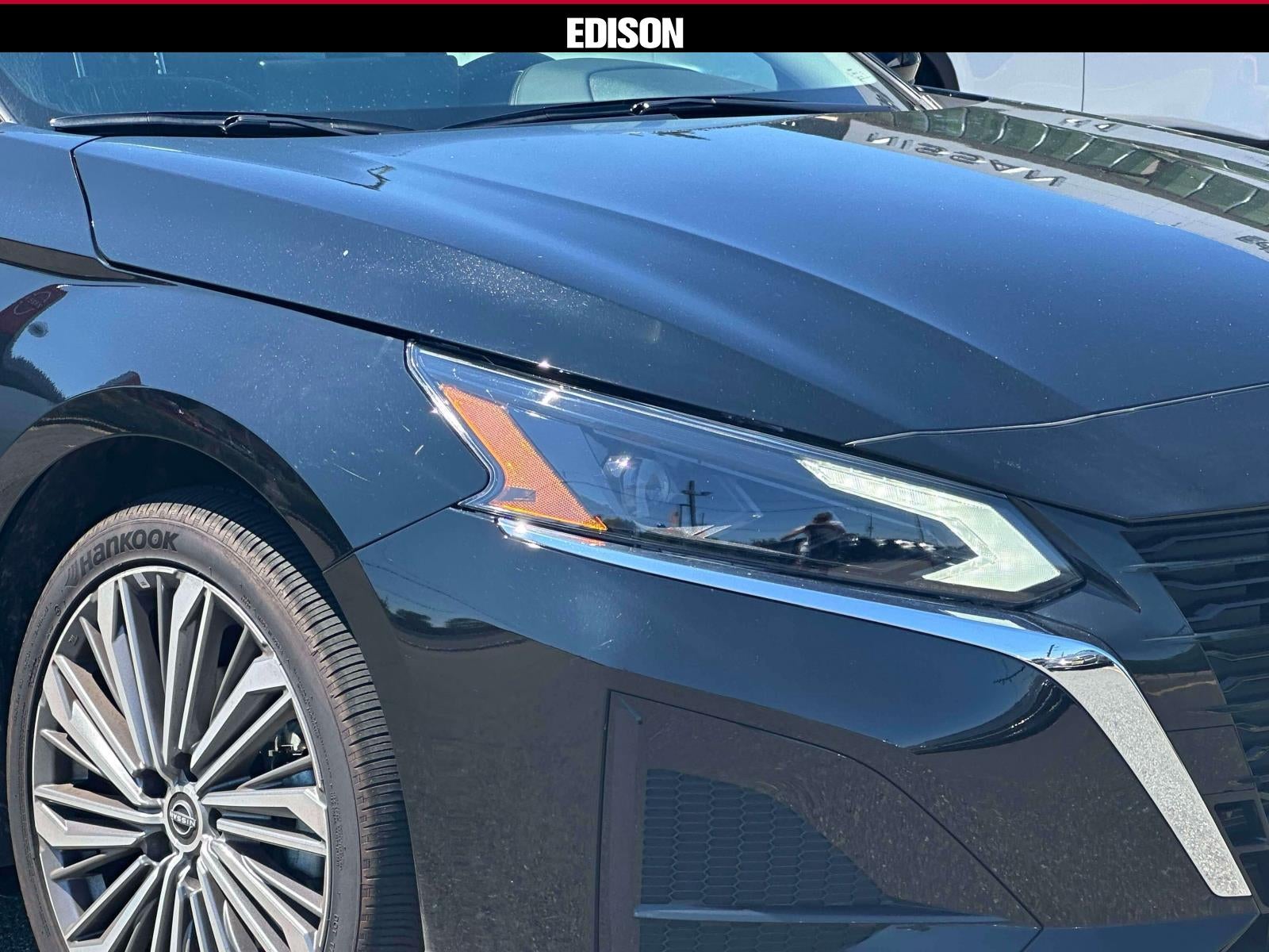 2025 Nissan Altima SL AWD