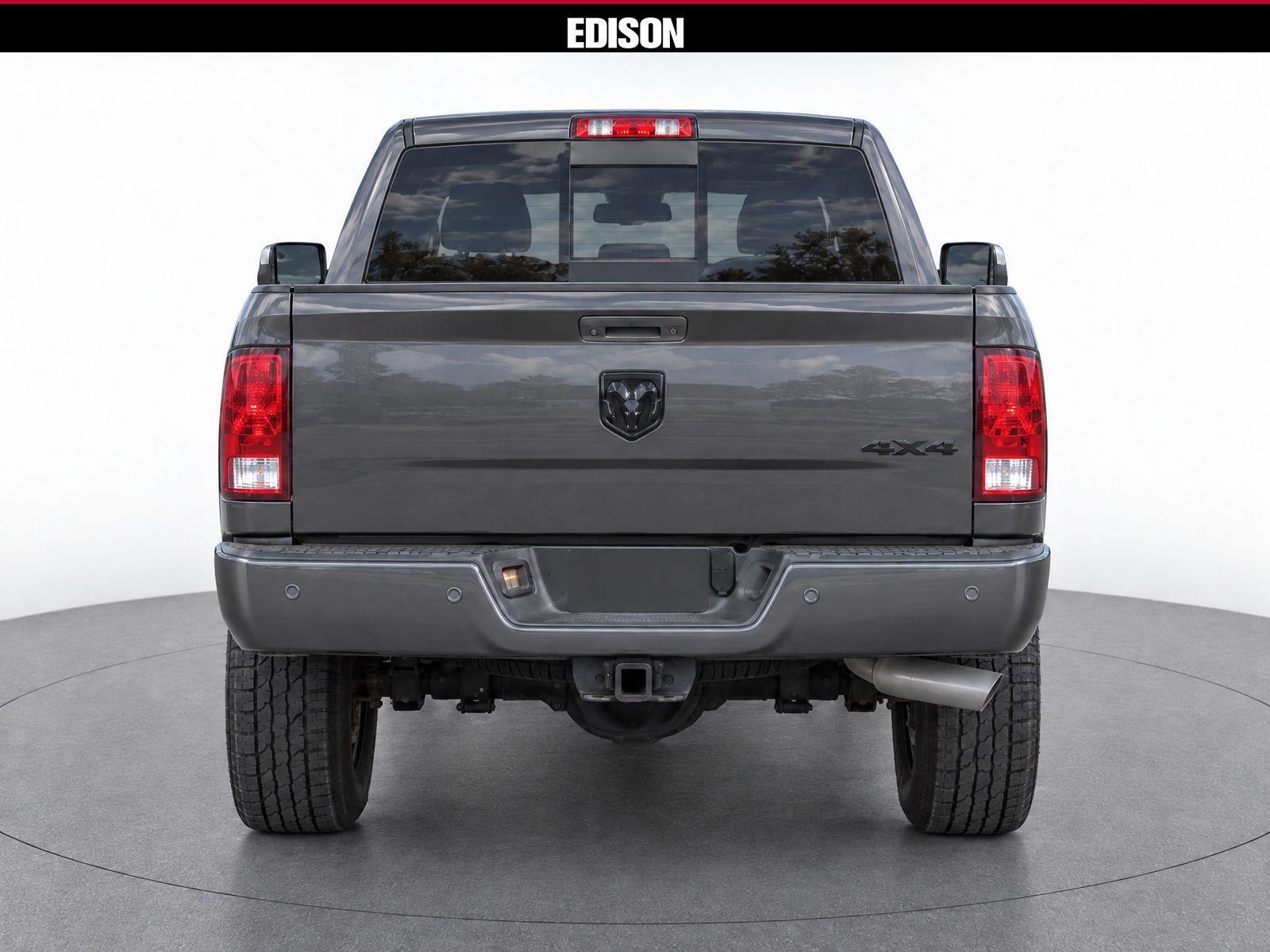 2018 RAM 2500 Big Horn 4x4 Crew Cab 6'4 Box
