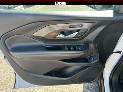 2023 GMC Terrain FWD 4dr SLT