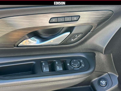 2023 GMC Terrain FWD 4dr SLT