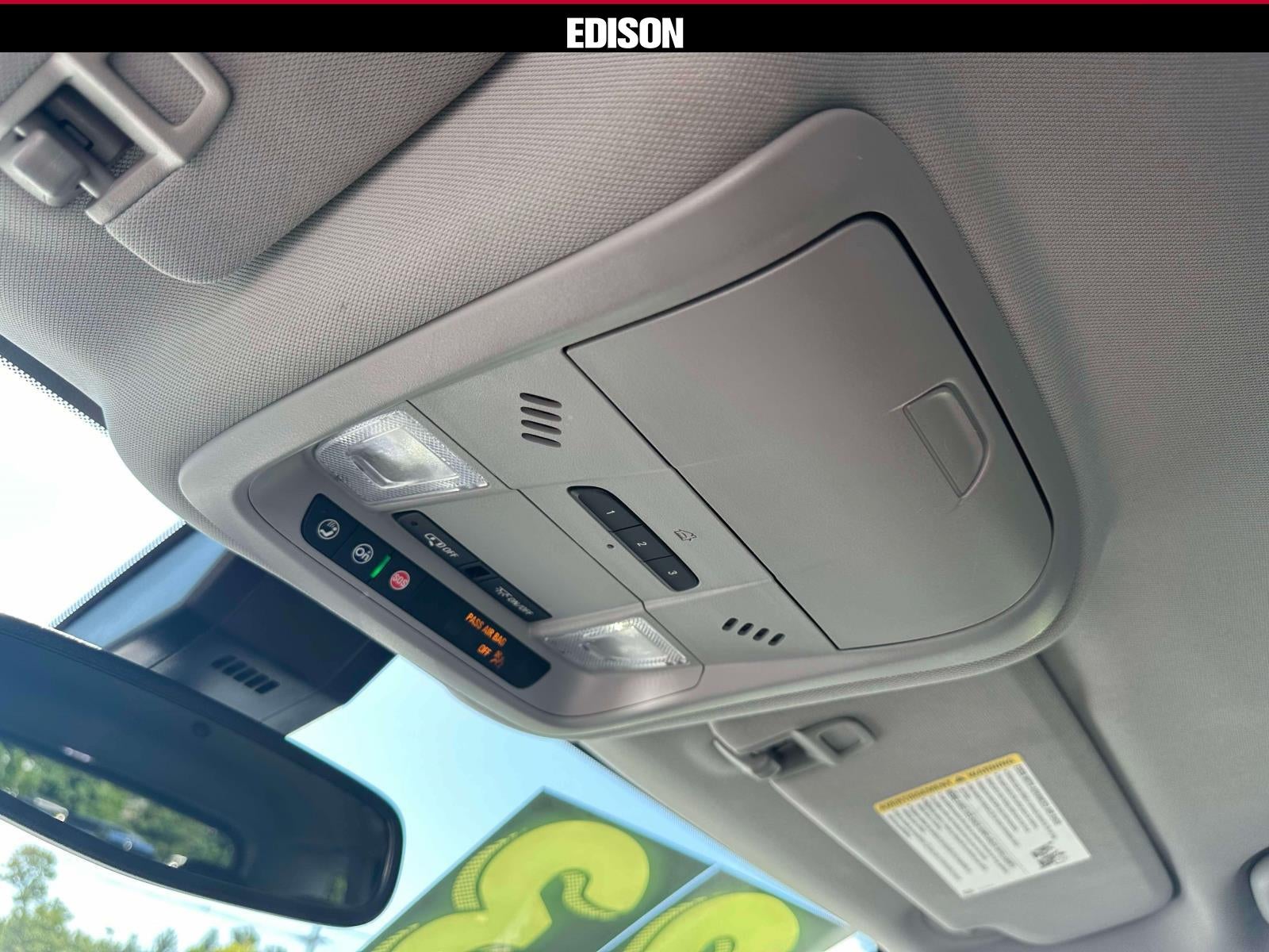 2023 GMC Terrain FWD 4dr SLT