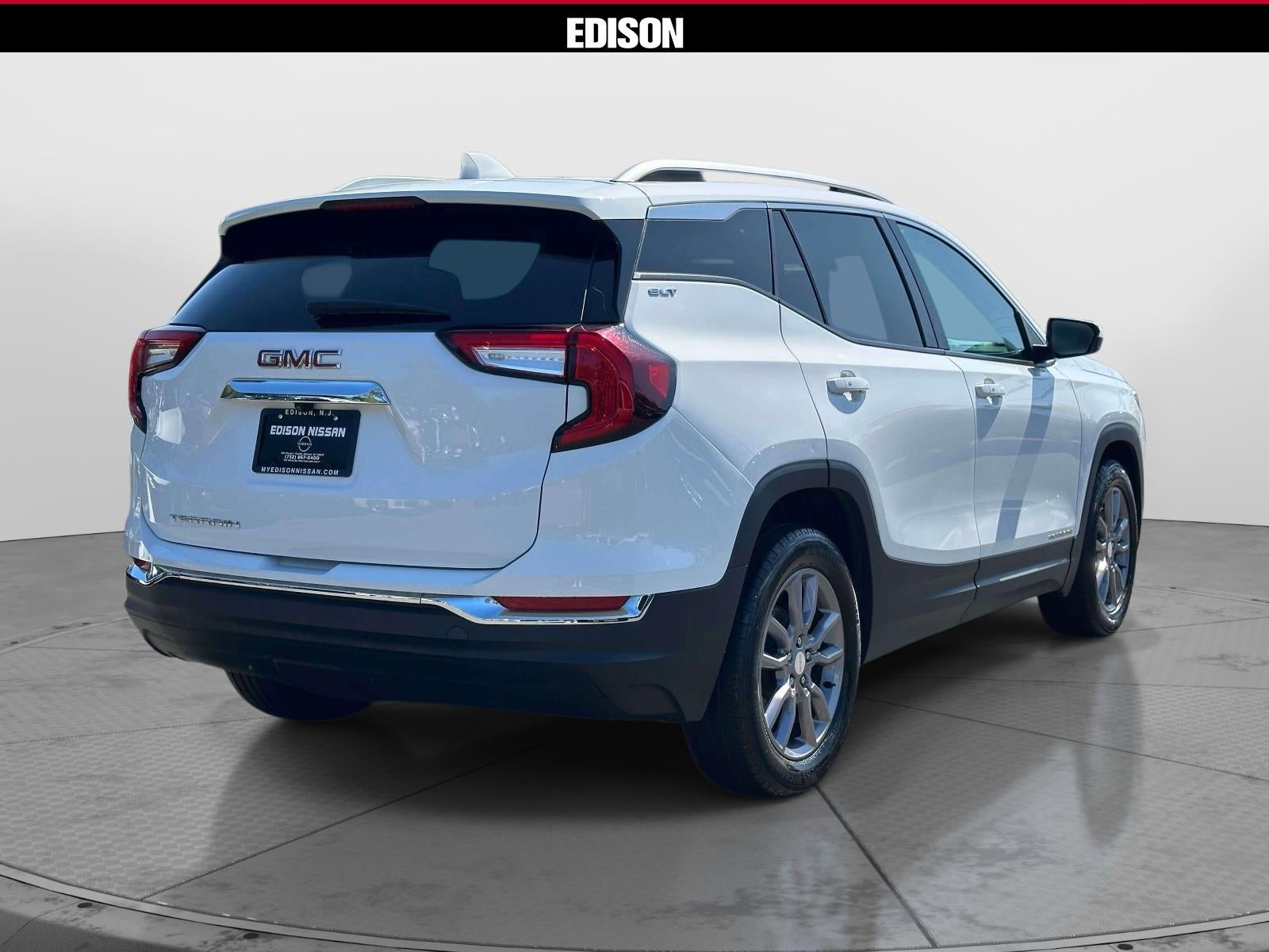 2023 GMC Terrain FWD 4dr SLT