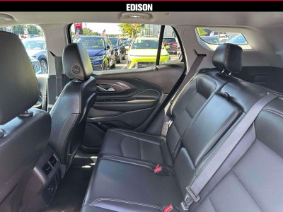 2023 GMC Terrain FWD 4dr SLT