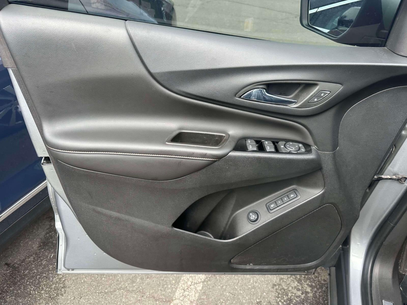 2023 Chevrolet Equinox AWD 4dr Premier