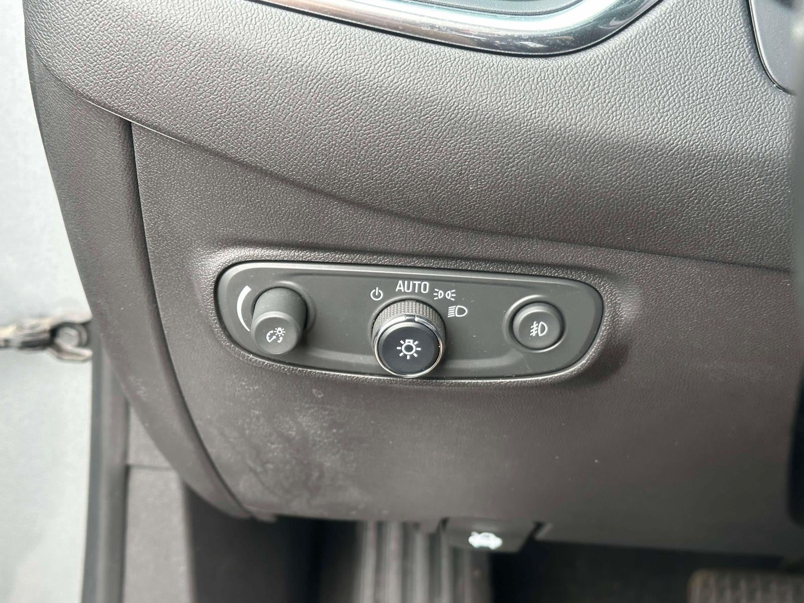 2023 Chevrolet Equinox AWD 4dr Premier