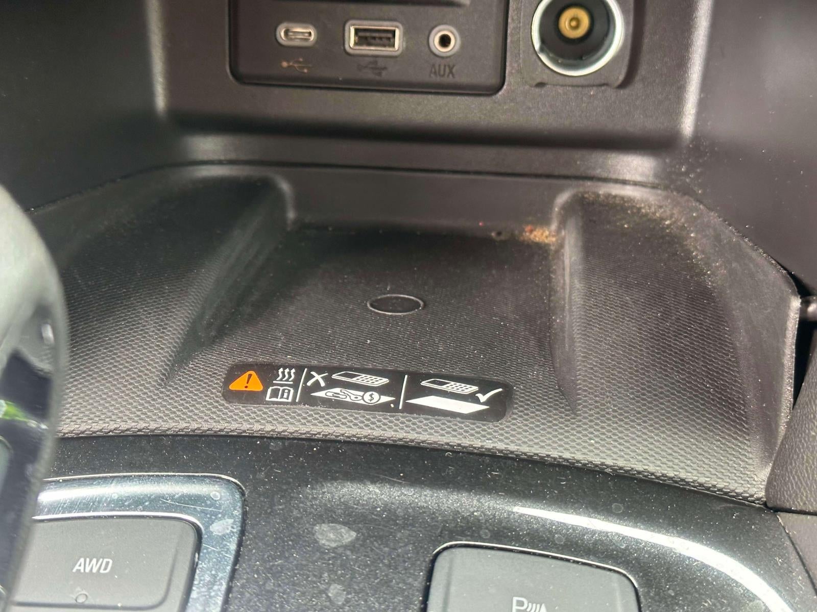 2023 Chevrolet Equinox AWD 4dr Premier