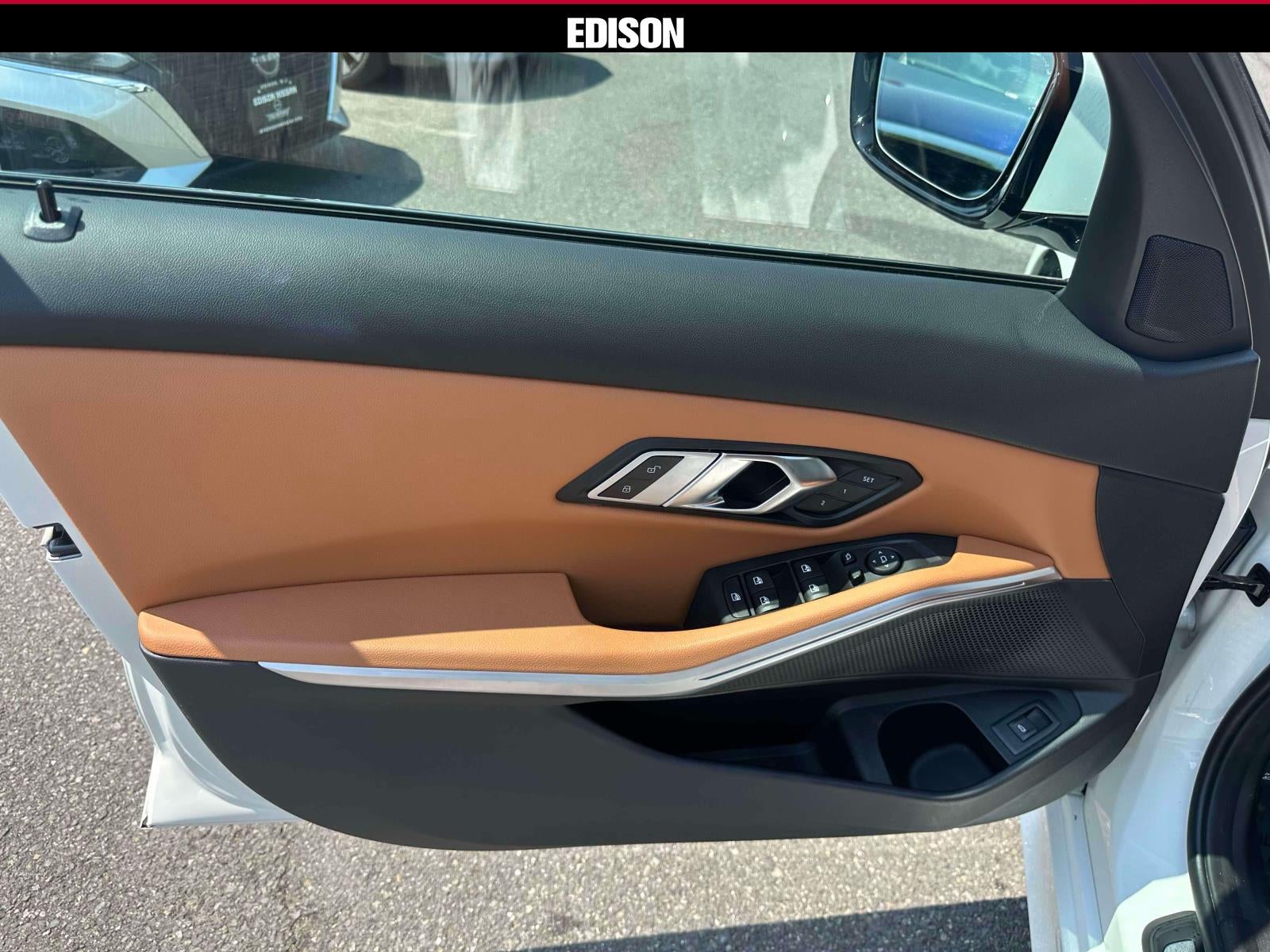 2023 BMW 3 Series 330i xDrive Sedan