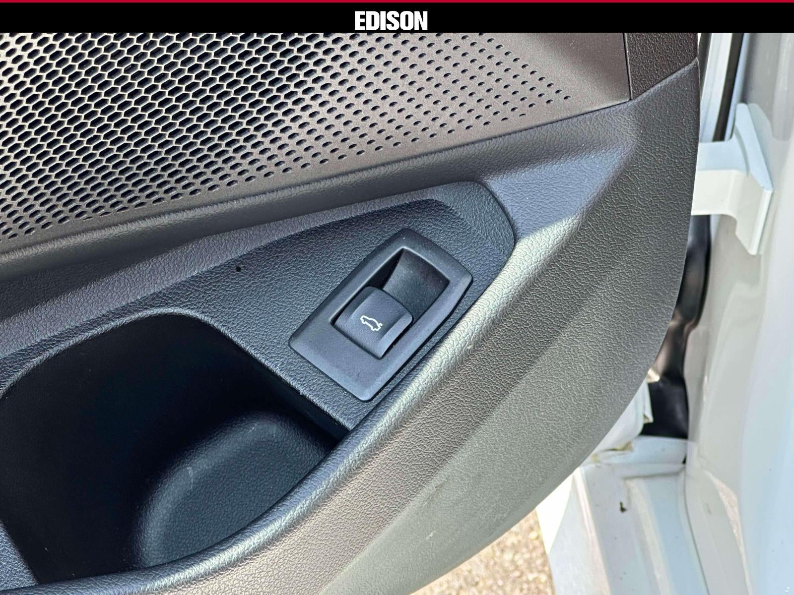 2023 BMW 3 Series 330i xDrive Sedan