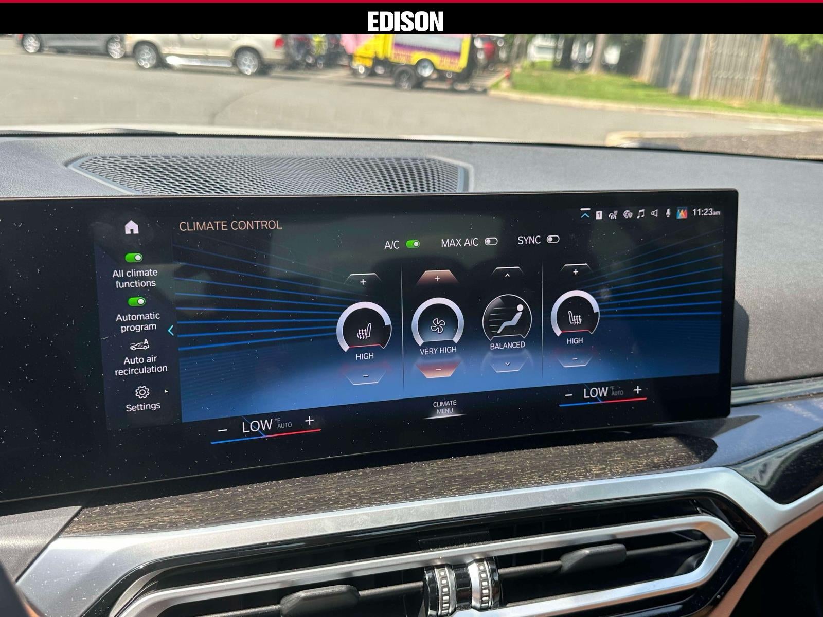 2023 BMW 3 Series 330i xDrive Sedan