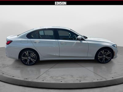 2023 BMW 3 Series 330i xDrive Sedan