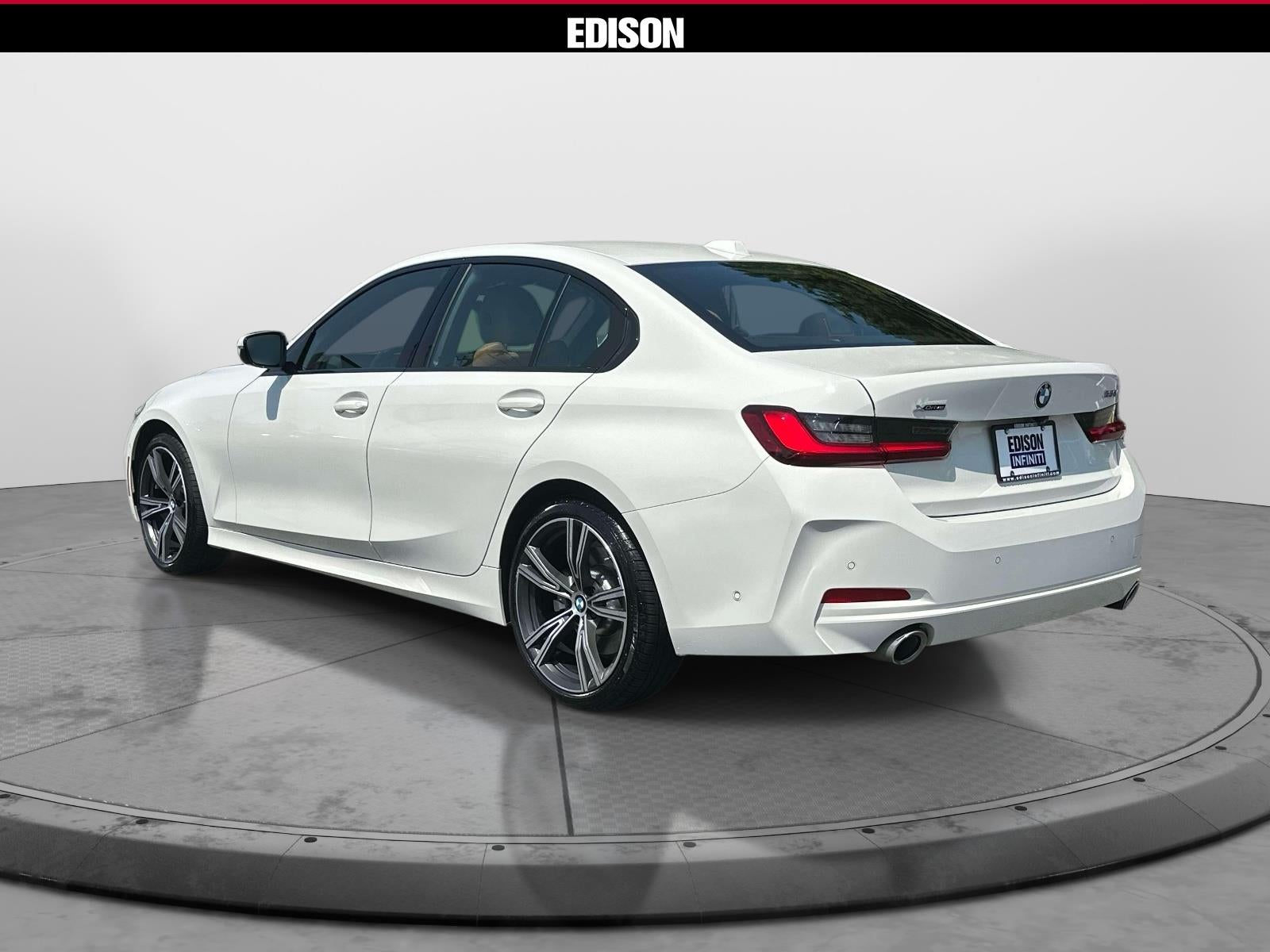 2023 BMW 3 Series 330i xDrive Sedan