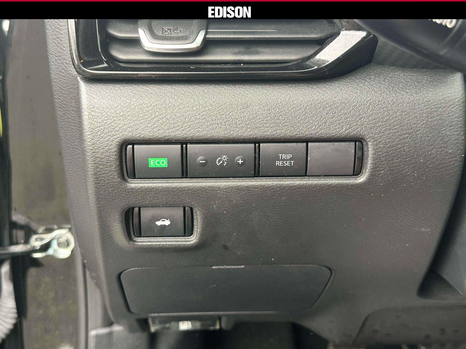 2023 Nissan Sentra SV CVT