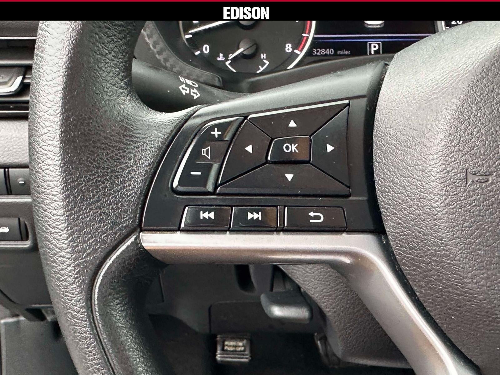 2023 Nissan Sentra SV CVT