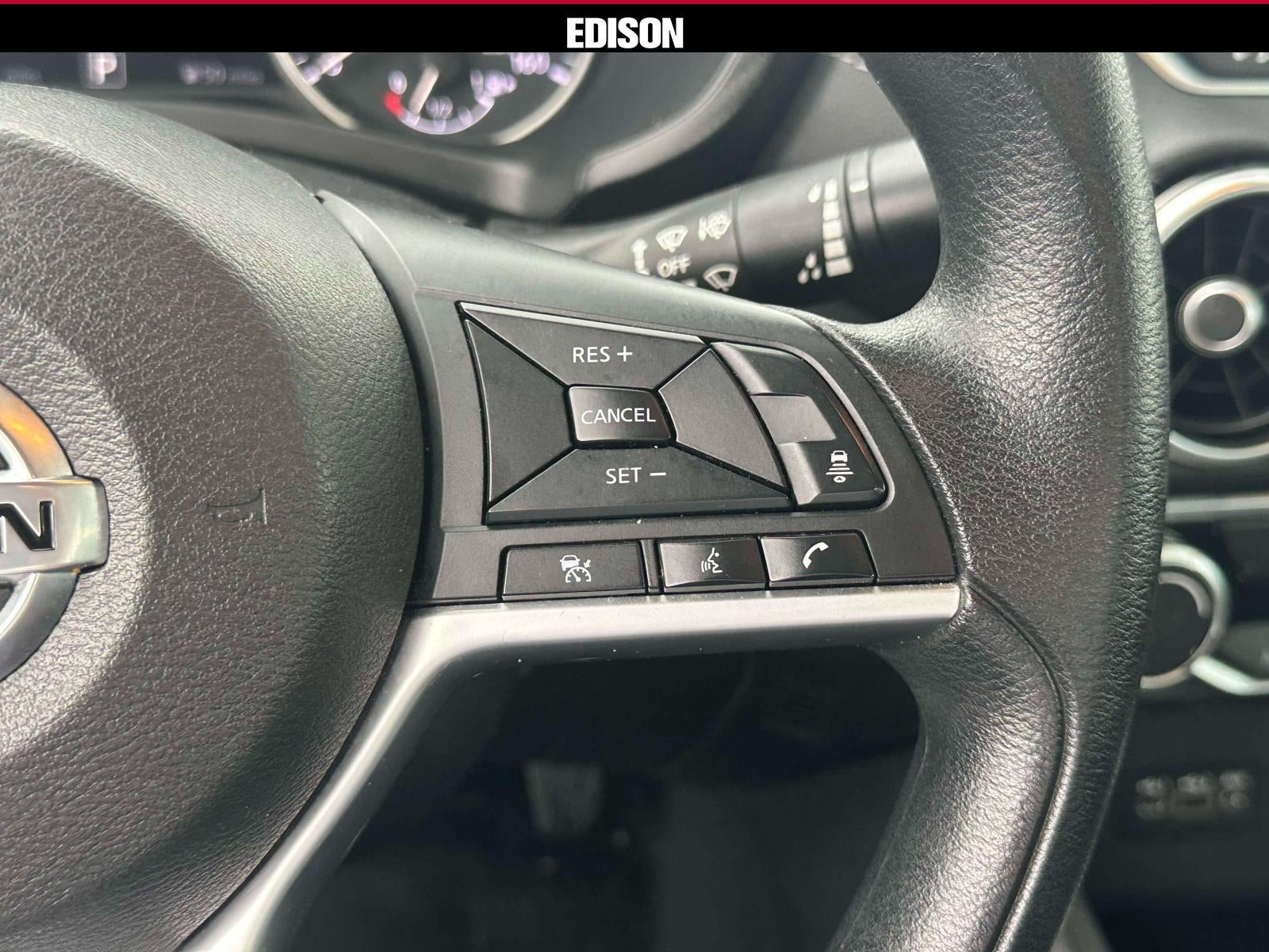 2023 Nissan Sentra SV CVT