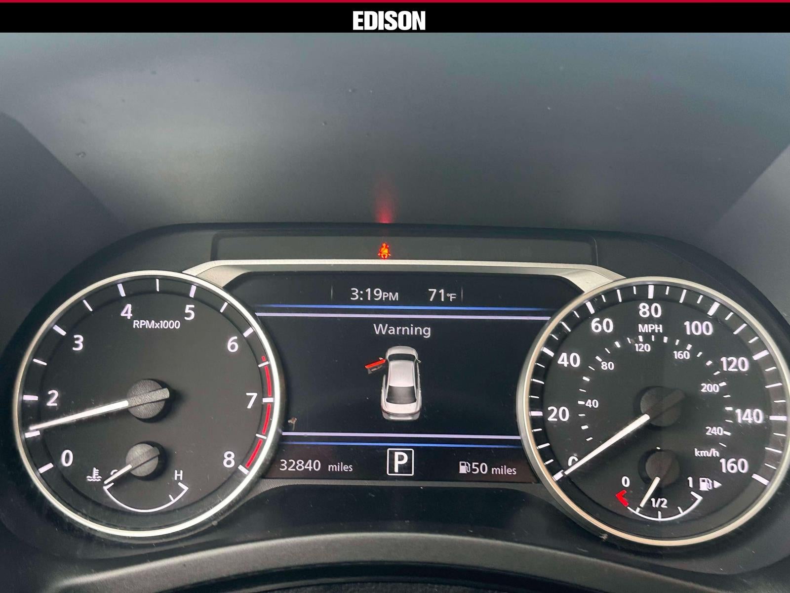 2023 Nissan Sentra SV CVT