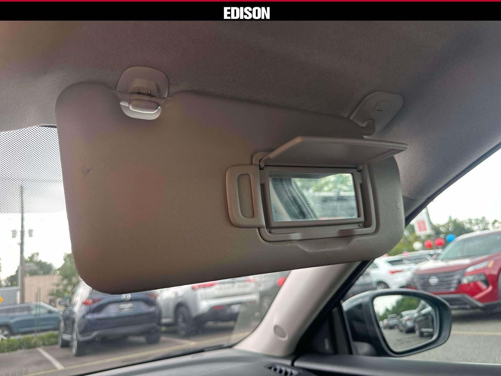 2023 Nissan Sentra SV CVT