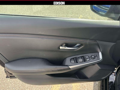 2023 Nissan Sentra SR CVT