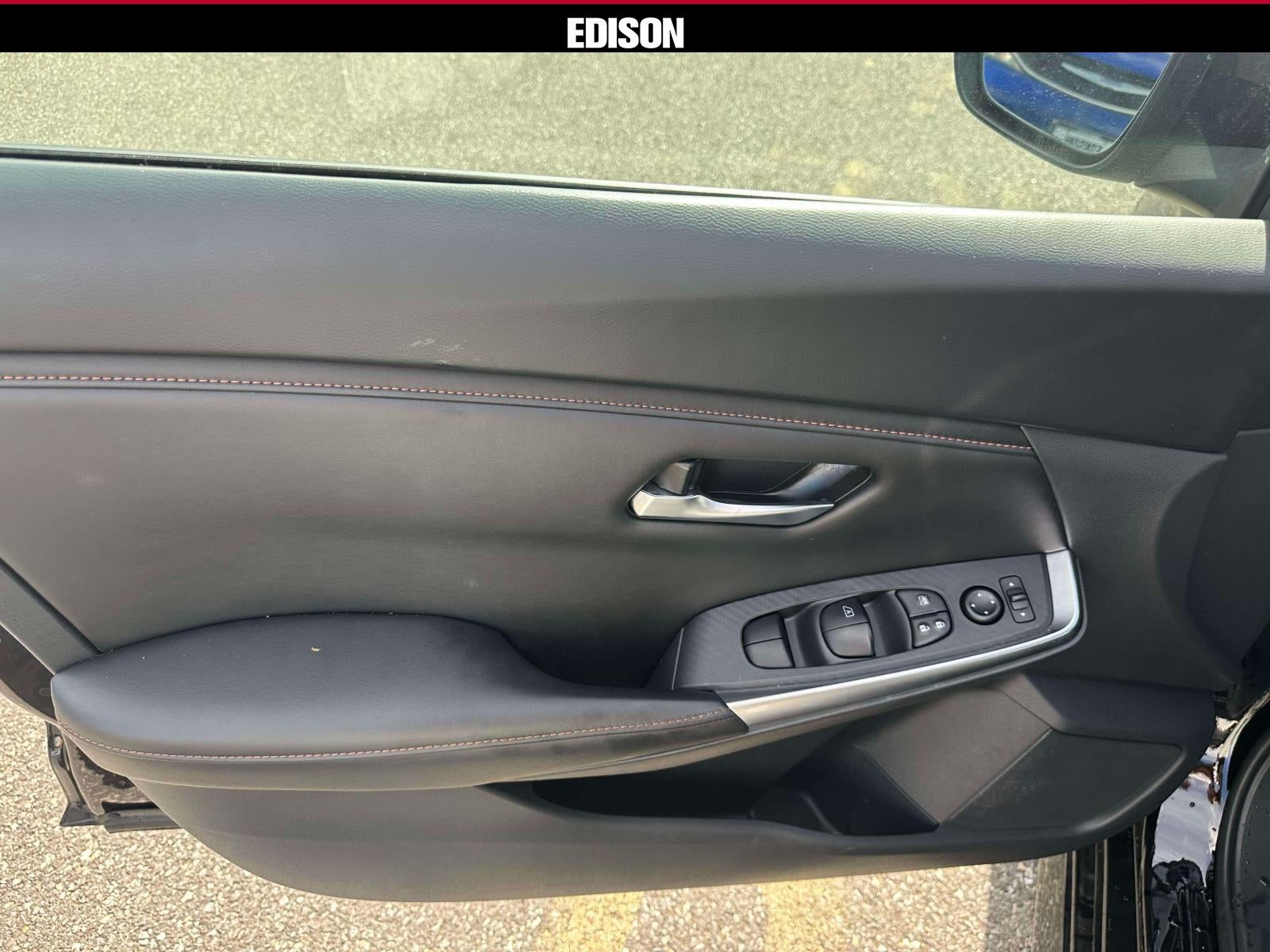 2023 Nissan Sentra SR CVT