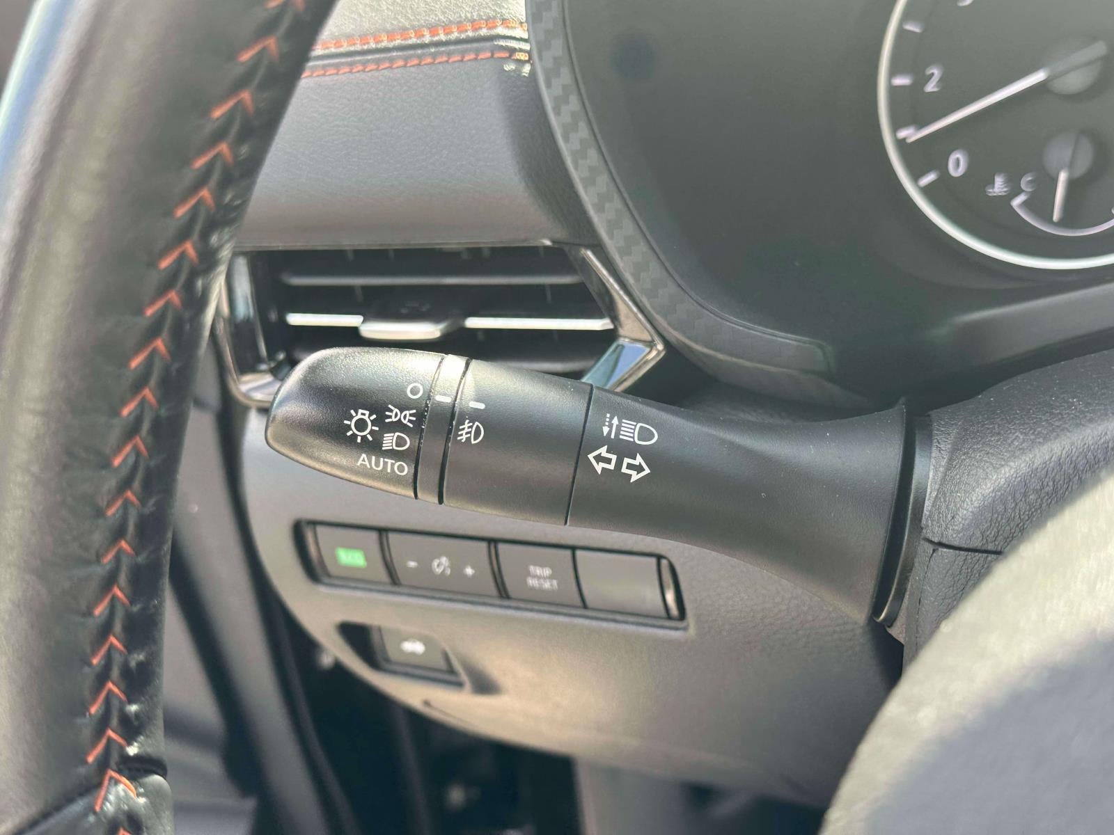 2023 Nissan Sentra SR CVT