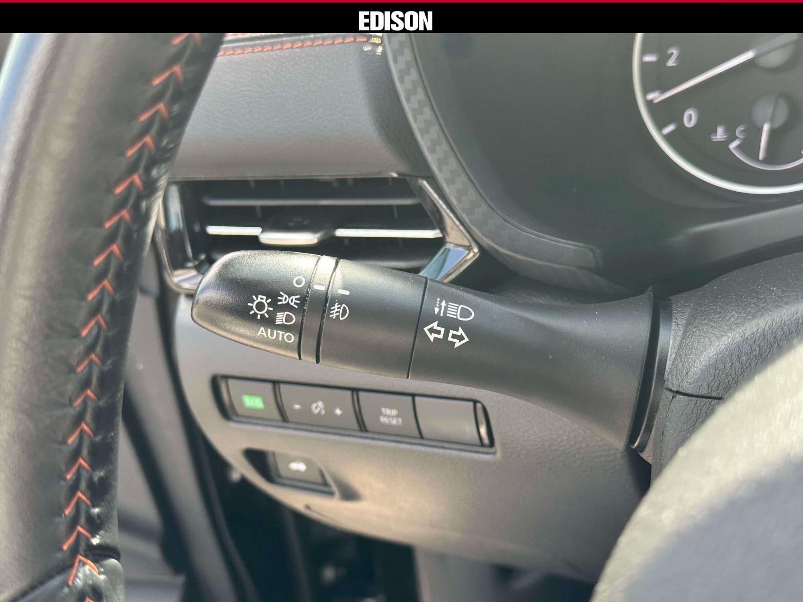 2023 Nissan Sentra SR CVT