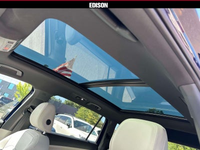 2022 Volkswagen Tiguan 2.0T SEL R-Line 4MOTION