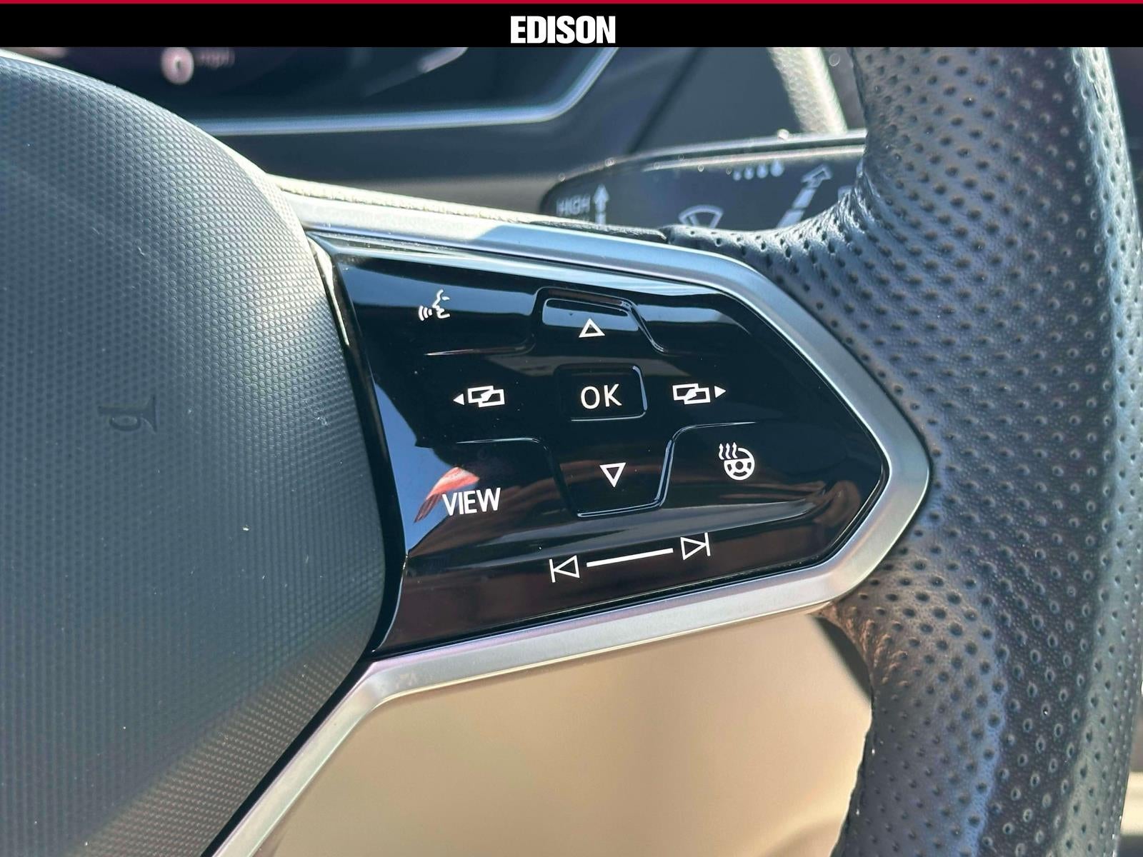 2022 Volkswagen Tiguan 2.0T SEL R-Line 4MOTION