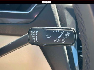 2022 Volkswagen Tiguan 2.0T SEL R-Line 4MOTION