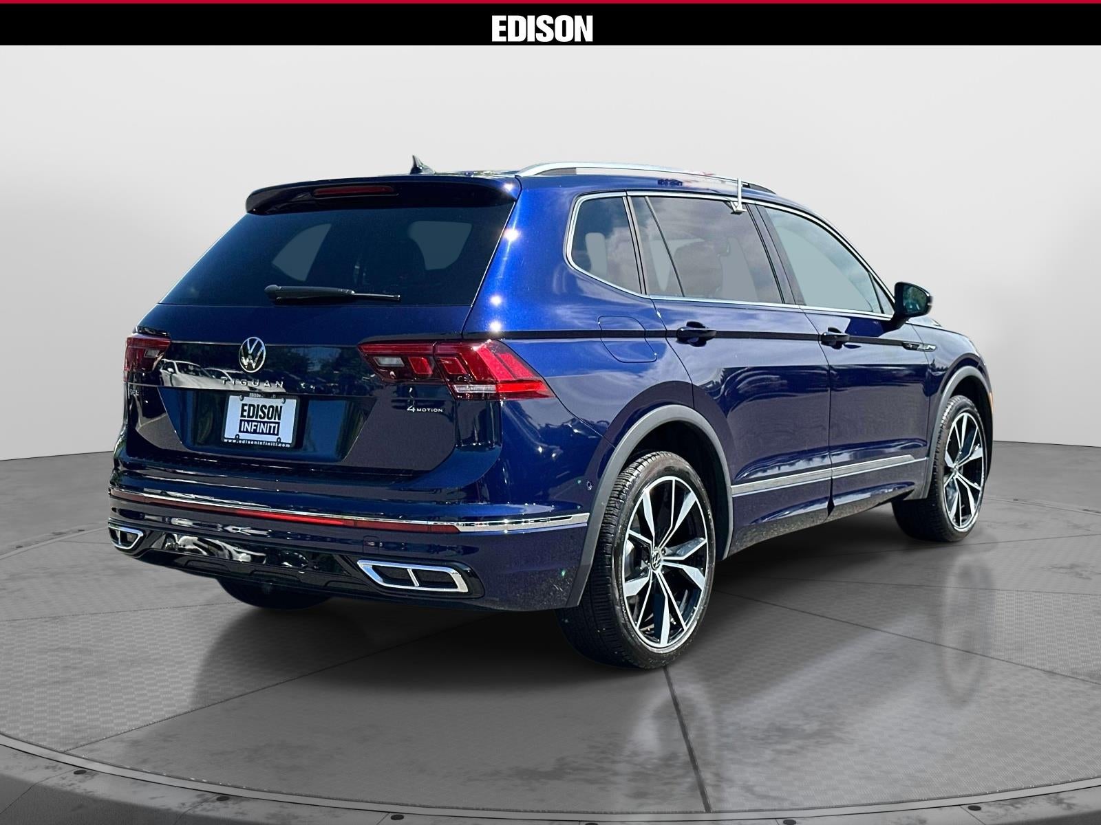 2022 Volkswagen Tiguan 2.0T SEL R-Line 4MOTION