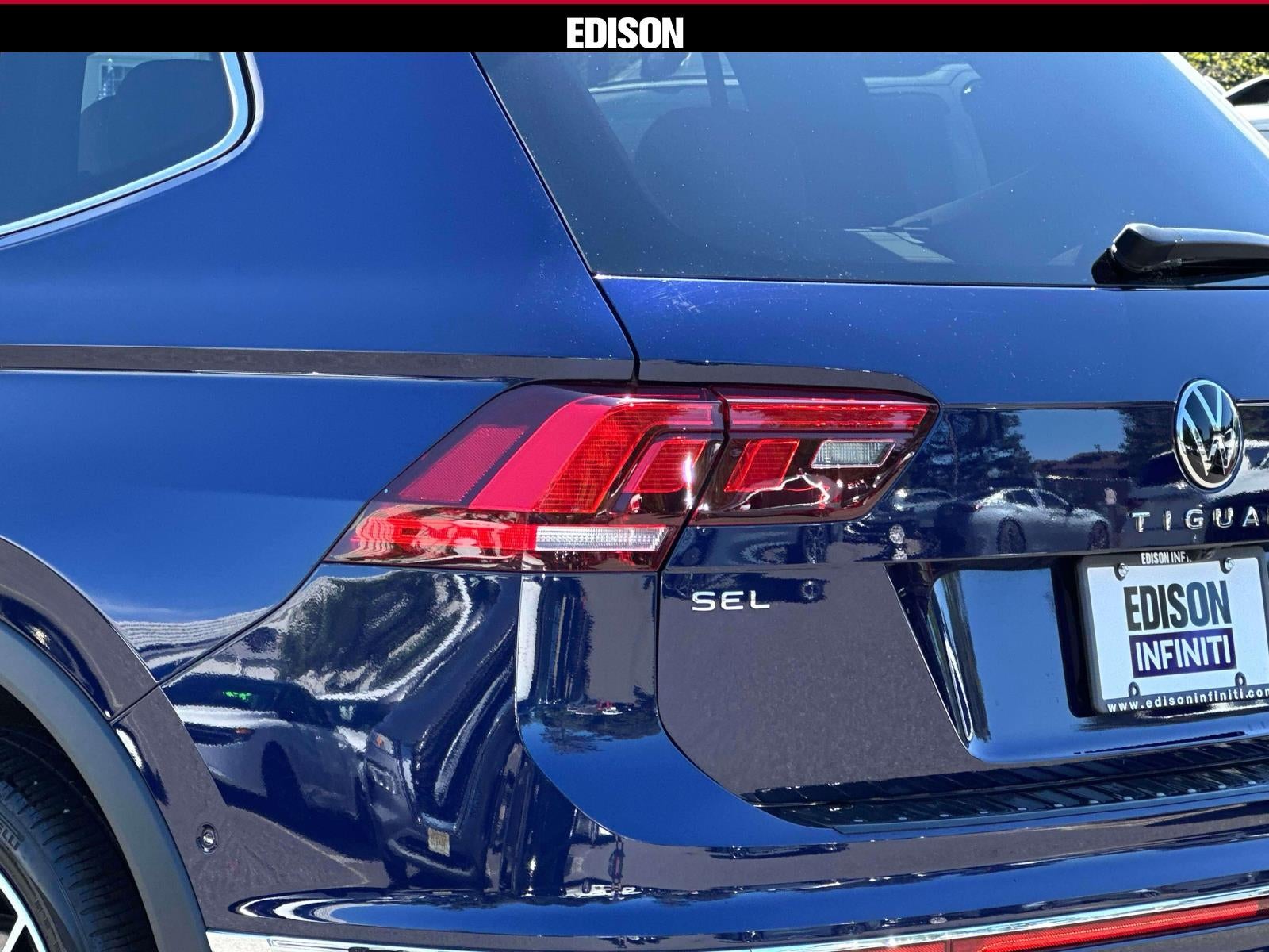 2022 Volkswagen Tiguan 2.0T SEL R-Line 4MOTION