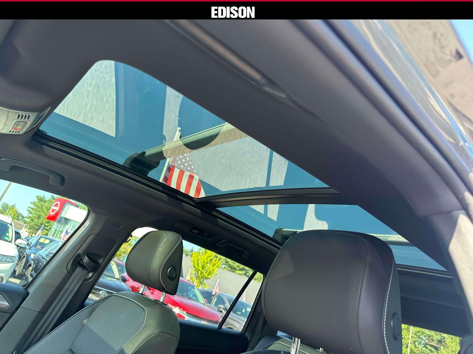 2023 Volkswagen Tiguan 2.0T SE R-Line Black 4MOTION