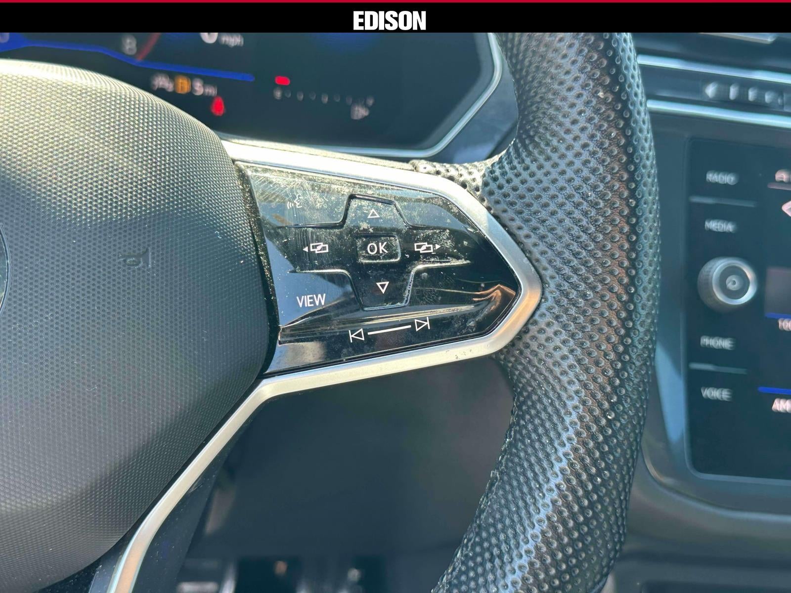 2023 Volkswagen Tiguan 2.0T SE R-Line Black 4MOTION