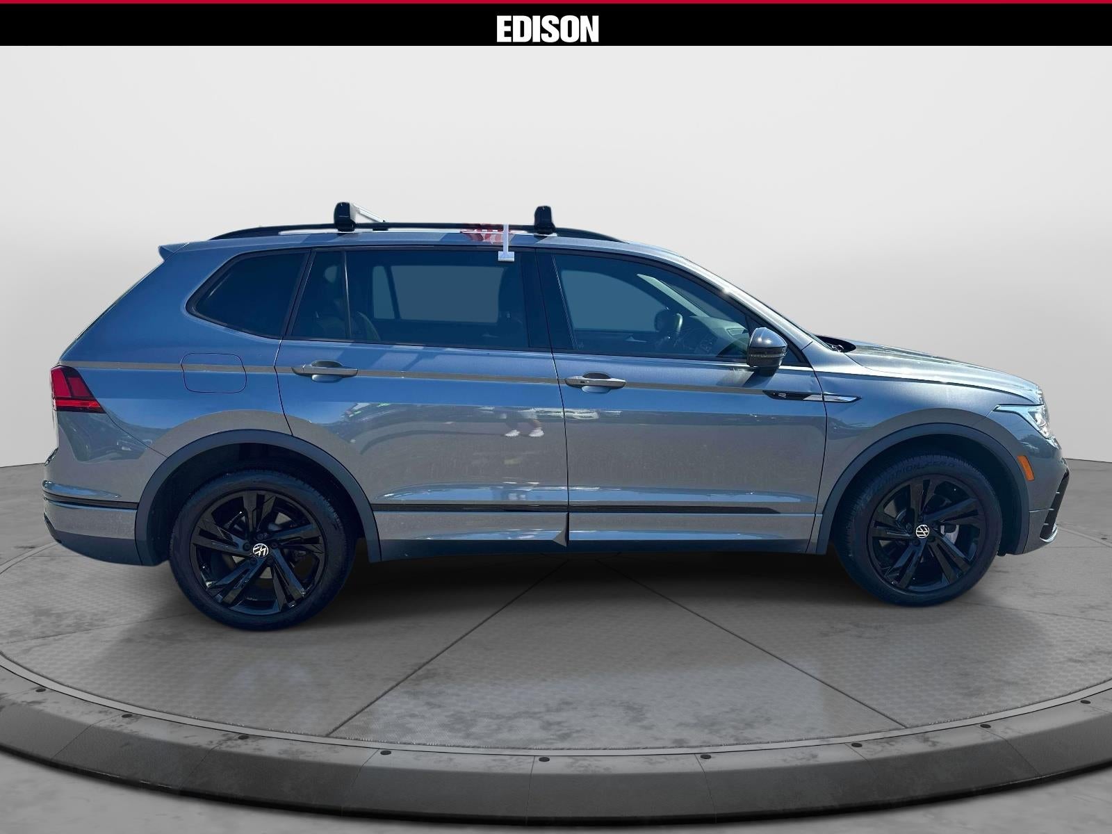 2023 Volkswagen Tiguan 2.0T SE R-Line Black 4MOTION