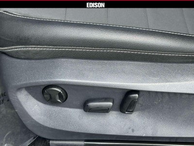 2023 Volkswagen Taos SE 4MOTION *Ltd Avail*